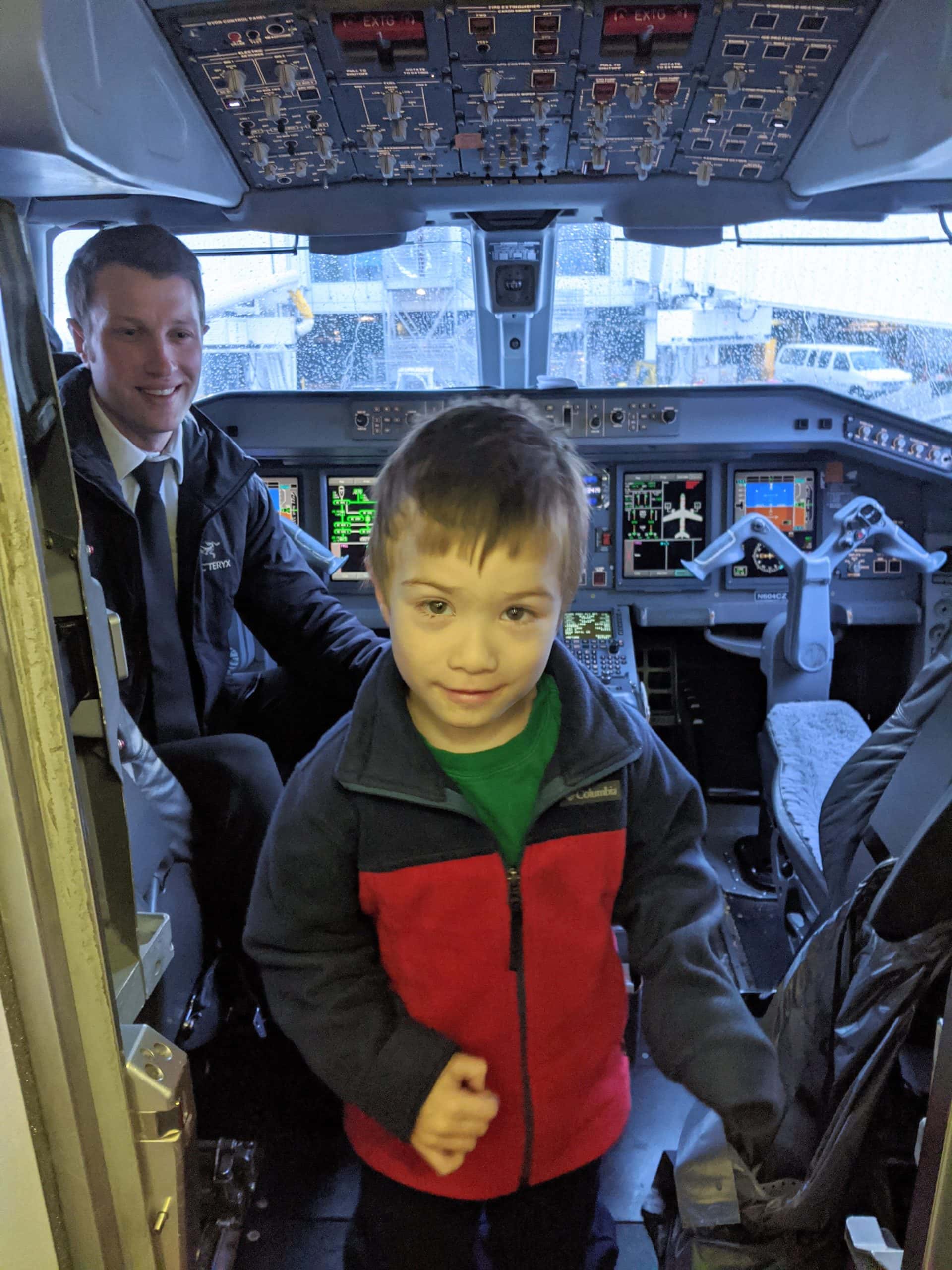 Flying with Preschoolers - Two Little Pandas